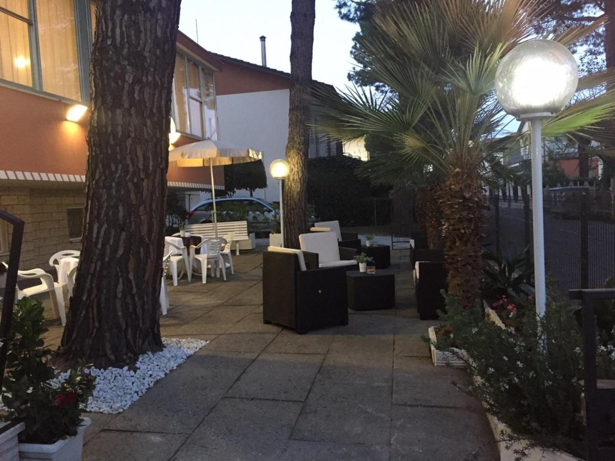 Alice Hotel Cervia Exterior photo